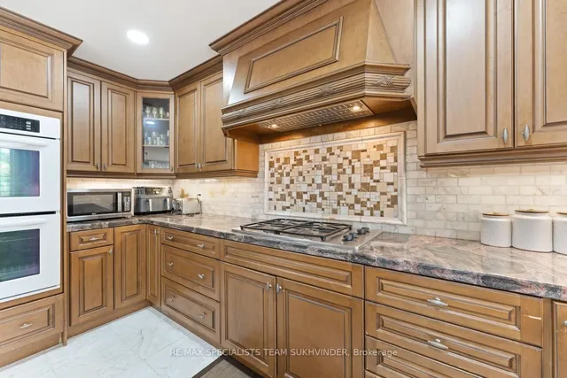 Additional image 15 of 22 Bowman Ave