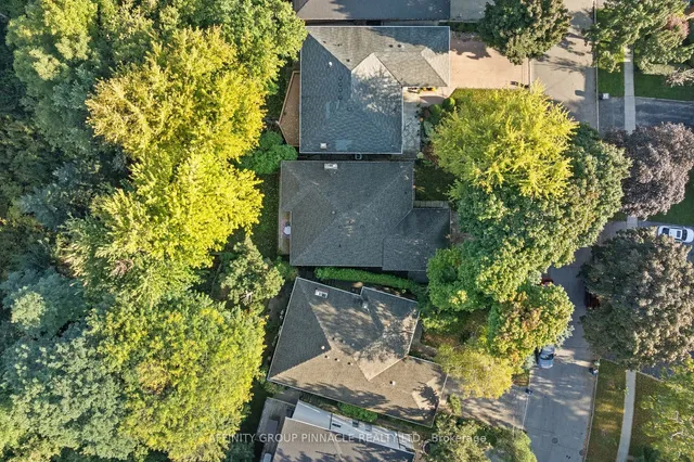 Additional image 6 of 28 Landfair Cres