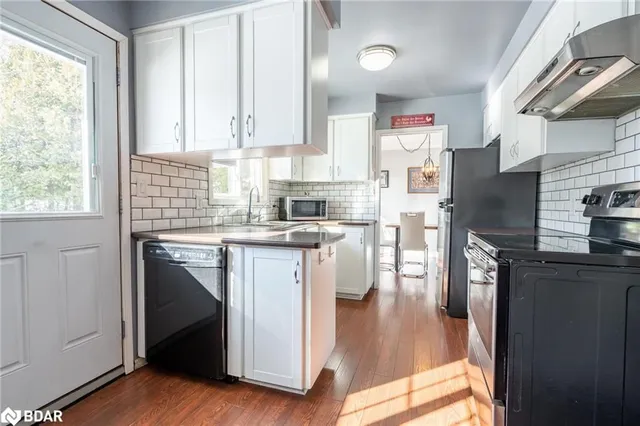 Additional image 44 of 1893 Centre St