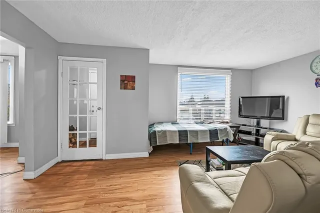 Additional image 8 of 940 Mohawk Rd