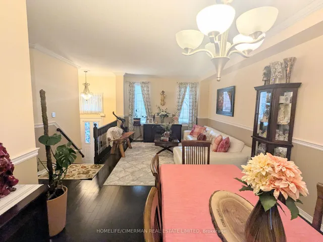 Additional image 17 of 24 Saywell Ave