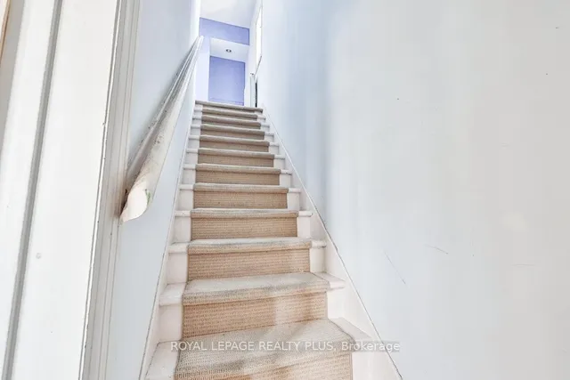 Additional image 25 of 225 Glenrose Ave