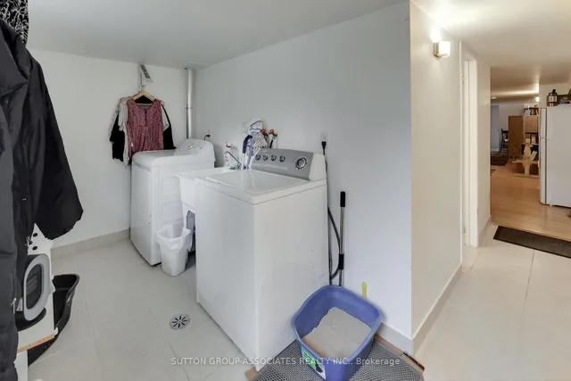 Additional image 33 of 100 Winnett Ave