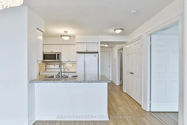 Additional image 10 of 15 Greenview Ave Unit 809