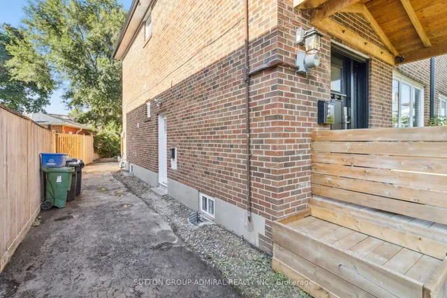 Additional image 39 of 106 Humber Blvd