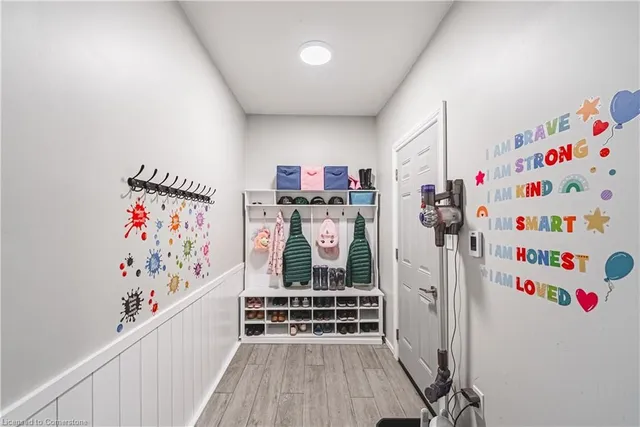 Additional image 14 of 10 Pumpkin Pass Unit 32