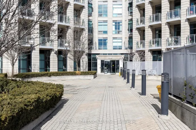 Additional image 2 of 410 Queens Quay Unit 517