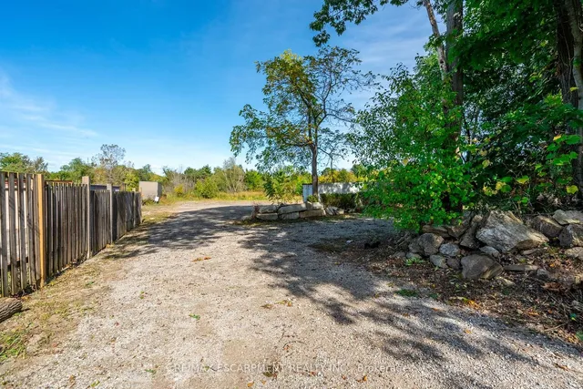 Additional image 33 of 534 Evans Rd