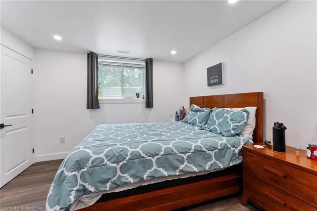 Additional image 27 of 54 Aberdeen Ave