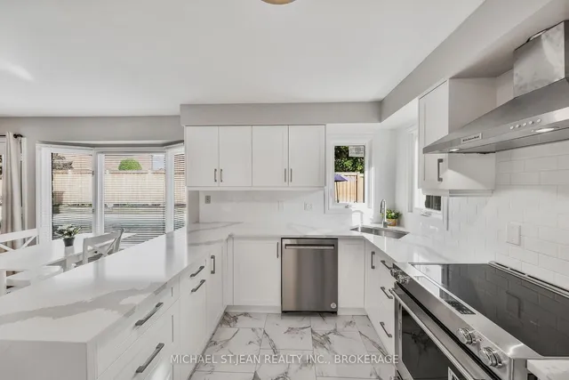 Additional image 12 of 245 Stadacona Ave