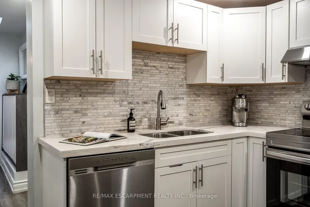 Additional image 8 of 21 Chatham St