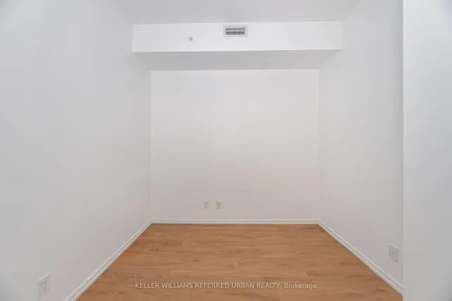 Additional image 23 of 125 Peter St Unit 1811