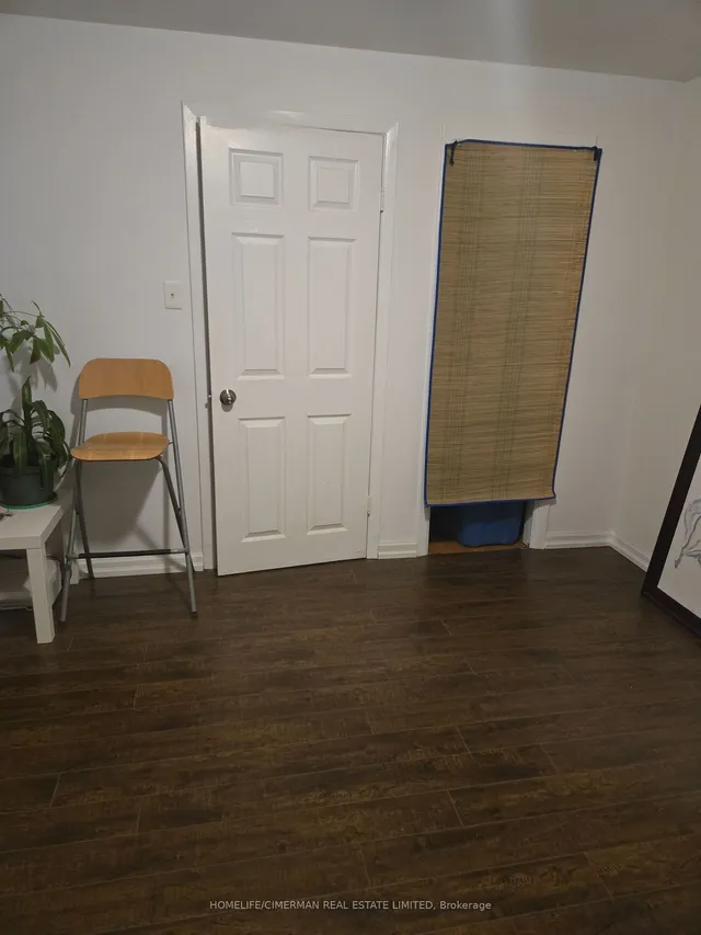 Additional image 20 of 3 Benton St