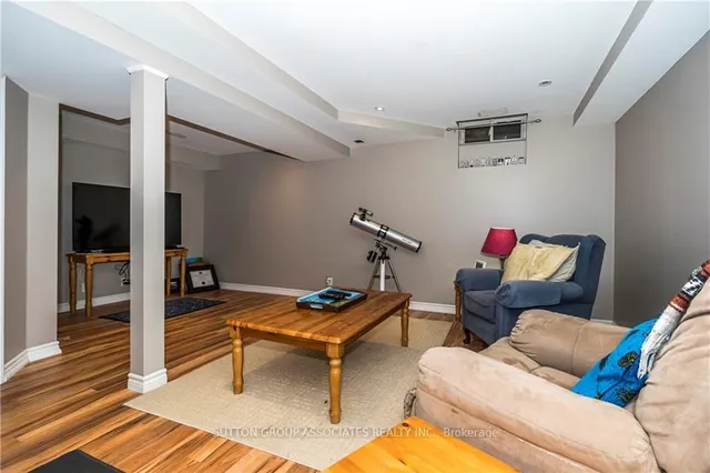 Additional image 31 of 485 Green Rd Unit 51