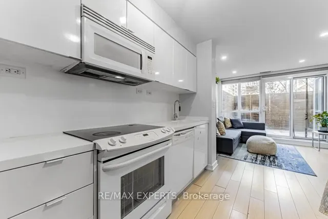 Additional image 6 of 10 Capreol Crt Unit 226