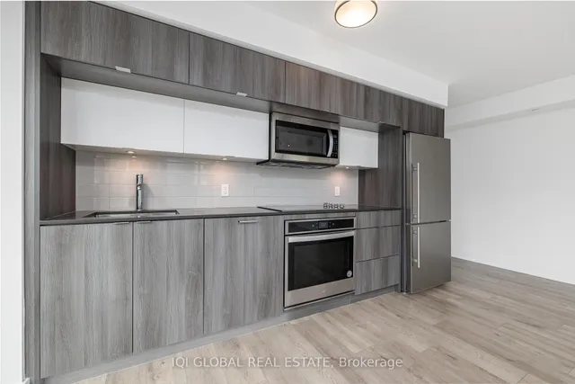 Additional image 15 of 585 Bloor St Unit 922