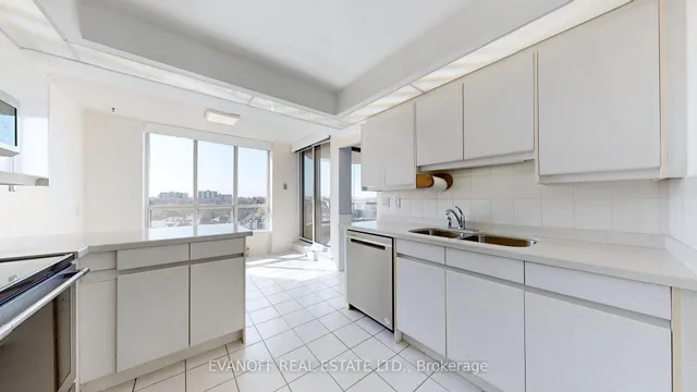 Additional image 14 of 10 Guildwood Pkwy Unit 1030