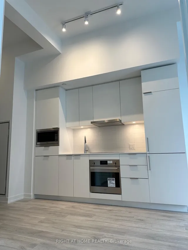 Additional image 6 of 7 Golden Lion Hts Unit N908