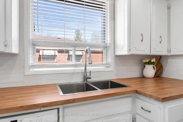 Additional image 13 of 21 White Abbey Park