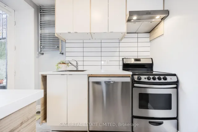 Additional image 38 of 21 Macdonell Ave