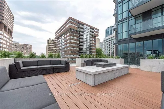 Additional image 27 of 32 Davenport Rd Unit 1401