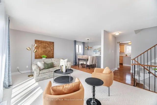 Additional image 20 of 515 Clover Park Cres