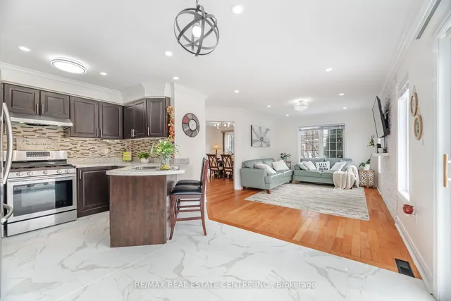 Additional image 14 of 577 Caverhill Cres