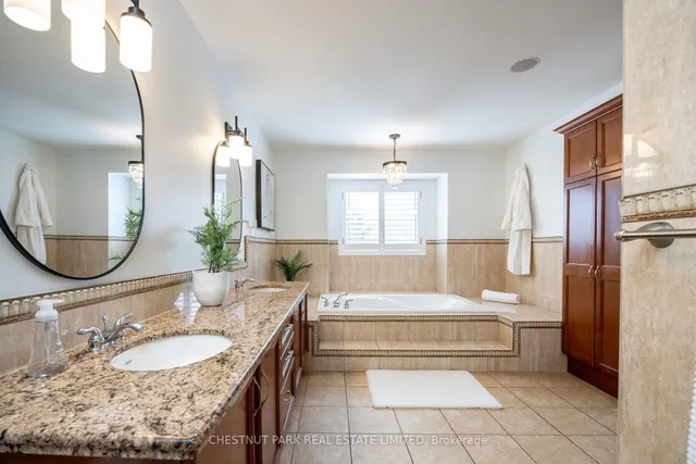 Additional image 16 of 48 Playfair Crt