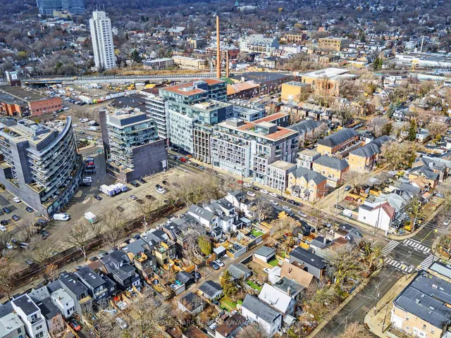 Additional image 29 of 1238 Dundas St Unit 613