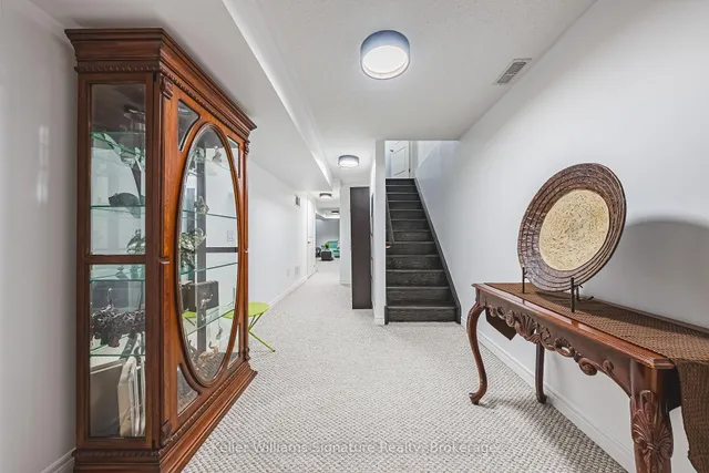 Additional image 31 of 27 Dufay Rd