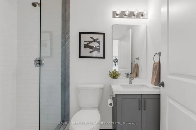 Additional image 9 of 460 Dundas St Unit 1203