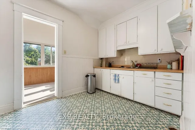 Additional image 17 of 85 Chestnut St