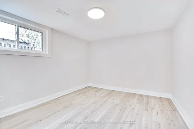 Additional image 26 of 79 Hanover Pl