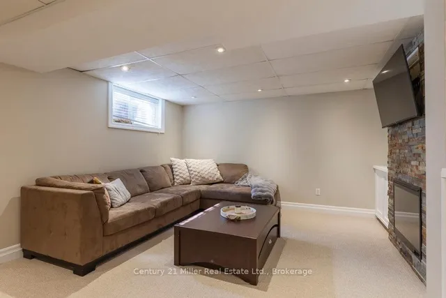 Additional image 24 of 2456 Overton Dr