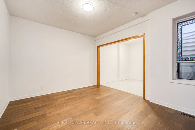 Additional image 11 of 3 Clinton Pl