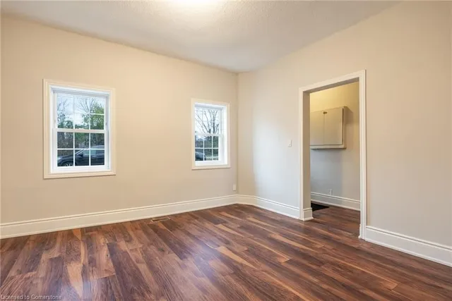 Additional image 8 of 19 Strachan St