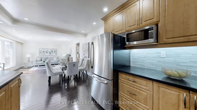 Additional image 16 of 8 Hogan Dr