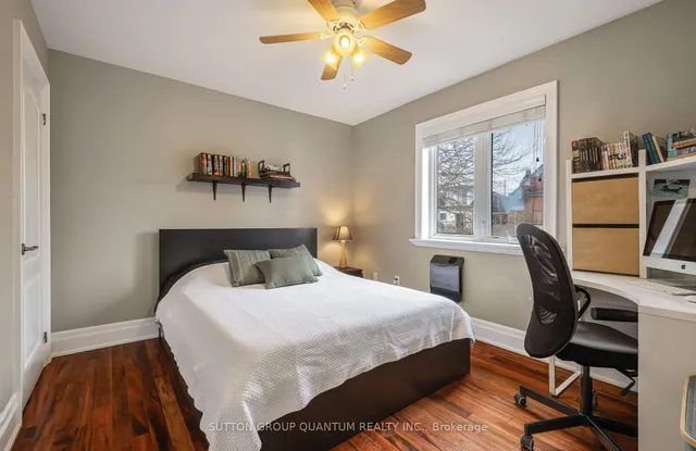 Additional image 22 of 26 Brad St