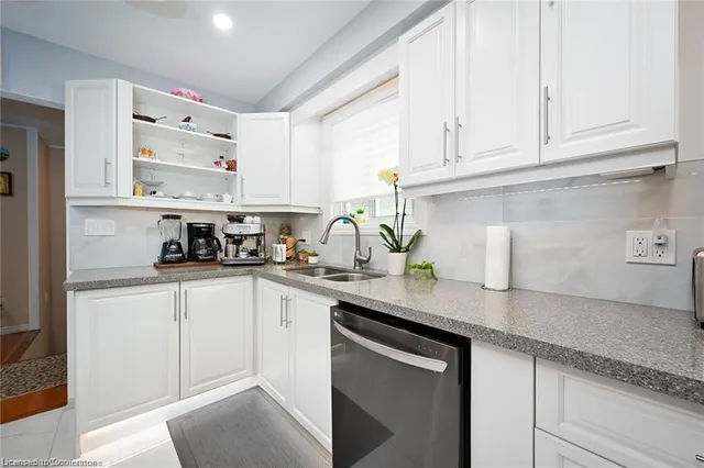 Additional image 12 of 805 Stone Church Rd