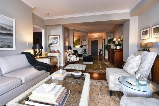 Additional image 9 of 3000 Creekside Dr Unit 304