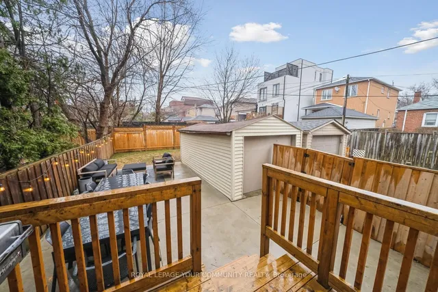 Additional image 33 of 20 Durham Ave