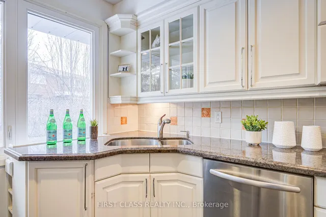 Additional image 18 of 14 Foursome Cres