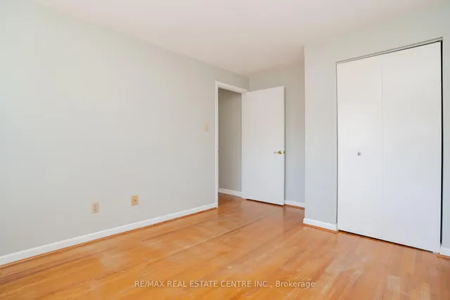 Additional image 27 of 24 Crawley Dr