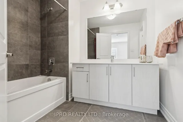 Additional image 35 of 1187 Raspberry Terr