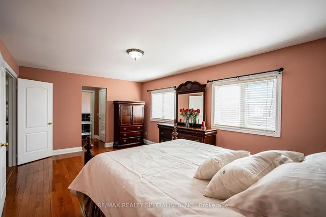 Additional image 22 of 19 Rushbrook Dr