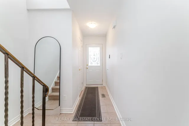 Additional image 3 of 33 Dawson Cres