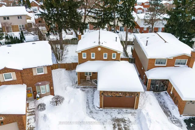 Additional image 3 of 10 Oleander Cres