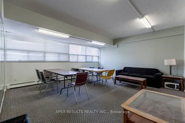 Additional image 38 of 1950 Main St Unit 405