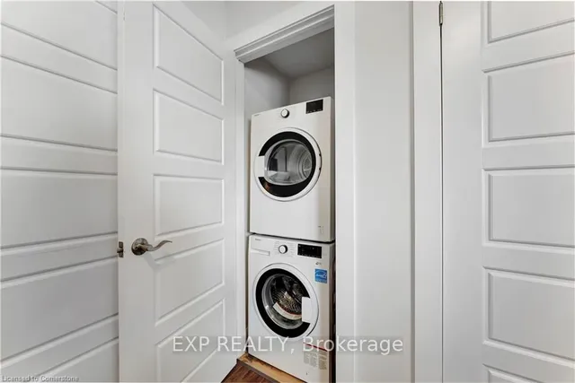 Additional image 31 of 148 Weichel St