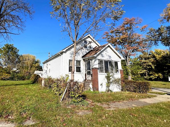 702 Fernhill St, Detroit, MI 48203
